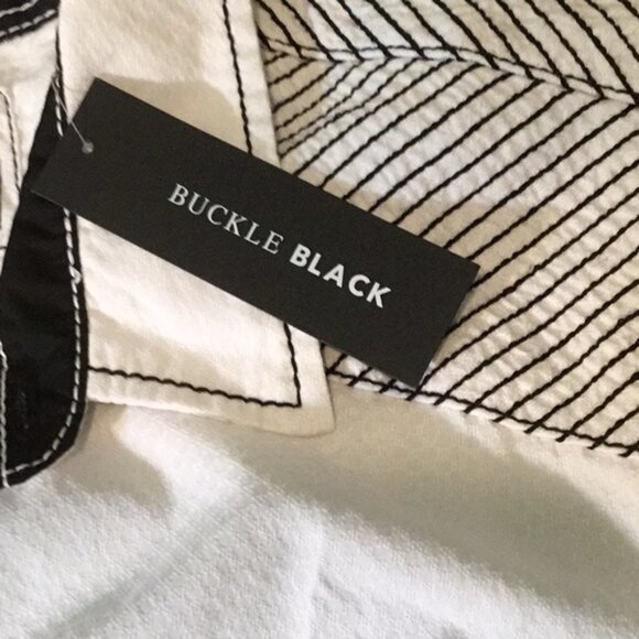 Buckle White Button-Up Shirt with Black Accents - Picture 8 of 11